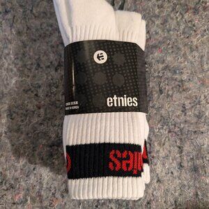 Etnies Retro white 90's Skateboard BMX bicycle Socks (3 pack) One size mens.